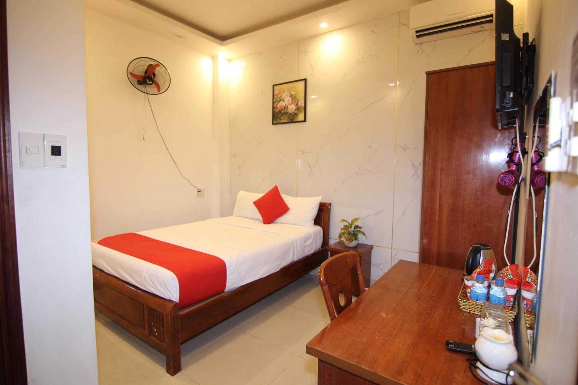 Khanh Vinh Hotel Дананг Экстерьер фото