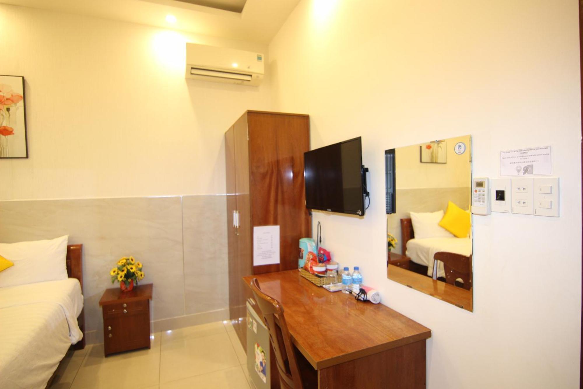 Khanh Vinh Hotel Дананг Экстерьер фото