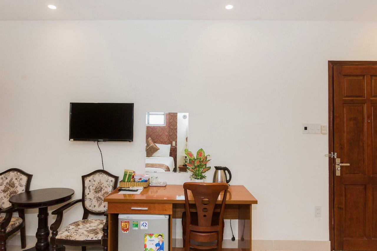 Khanh Vinh Hotel Дананг Экстерьер фото